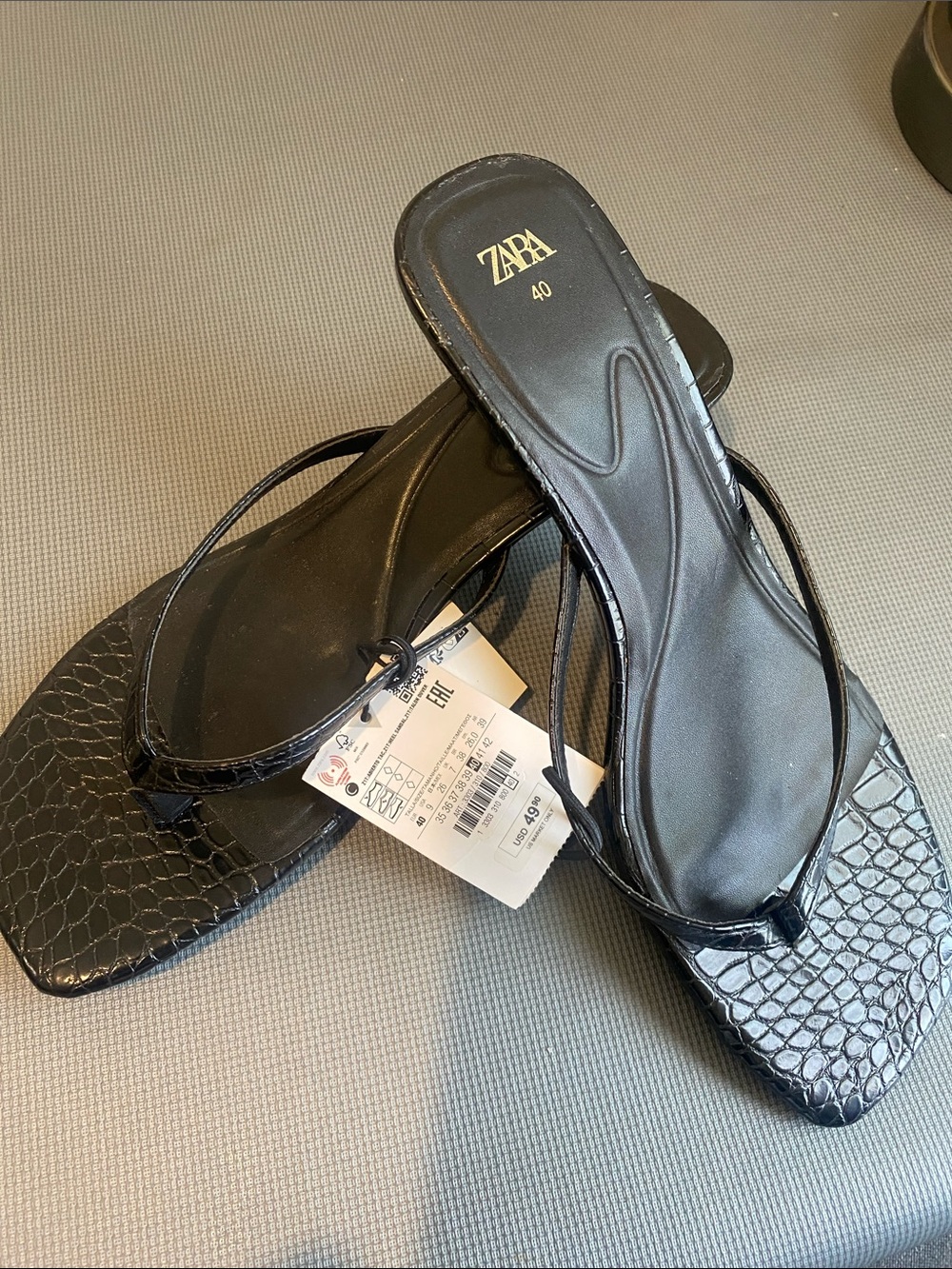 ZARA Black Croc-Texture Strappy Square-Toe Sandals - Picture 4 of 6